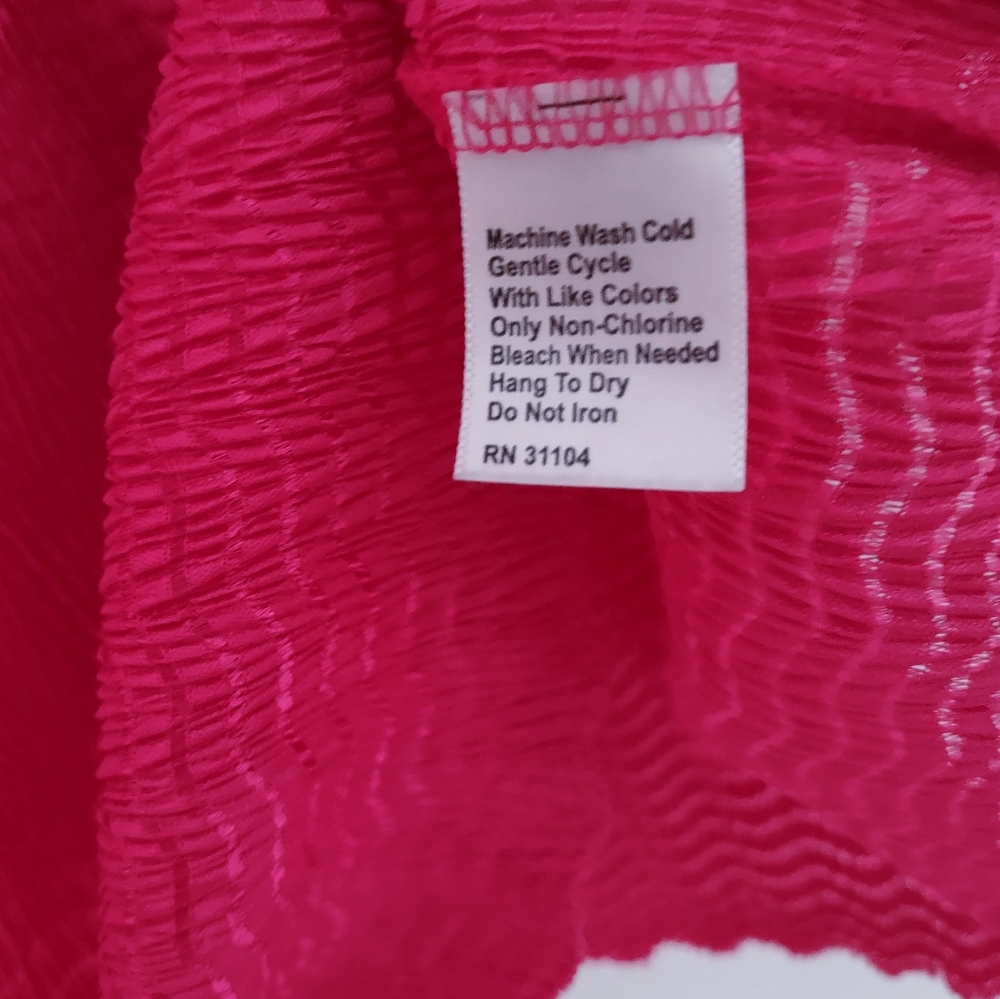 $7.00 Bonus Buy  Kim Rogers Fuchsia Pink Short Sleeve Top - Picture 5 of 6